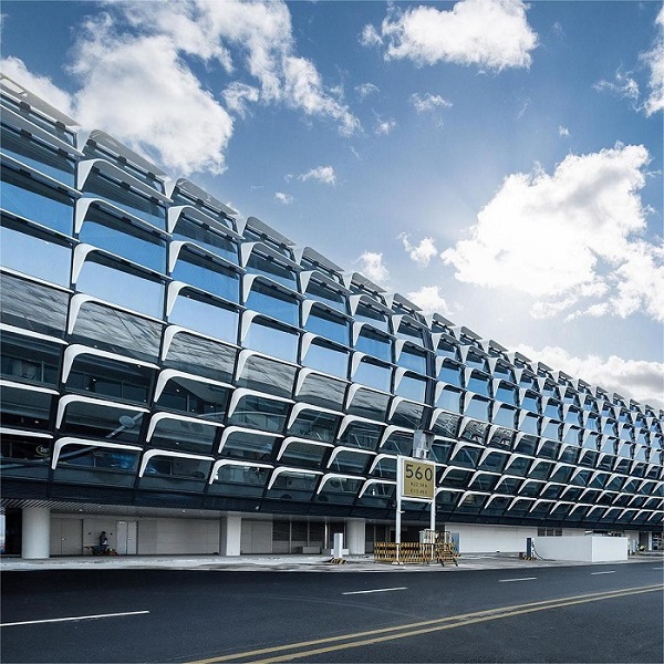 curved glass panels for architecture